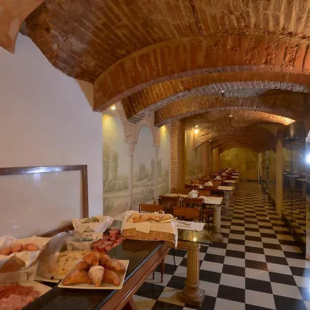 Zanhotel Tre Vecchi-2